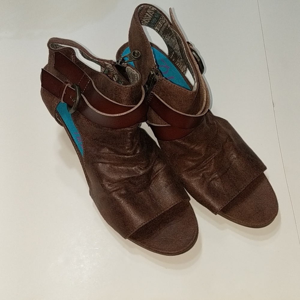 Blowfish wedge sandals